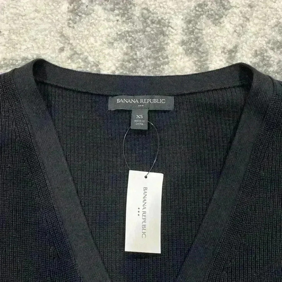 Banana Republic Forever Wrap V-Neck Pullover Sweater - Picture 9 of 13